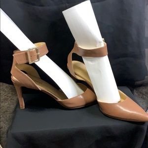 Brown Nine West pumps
